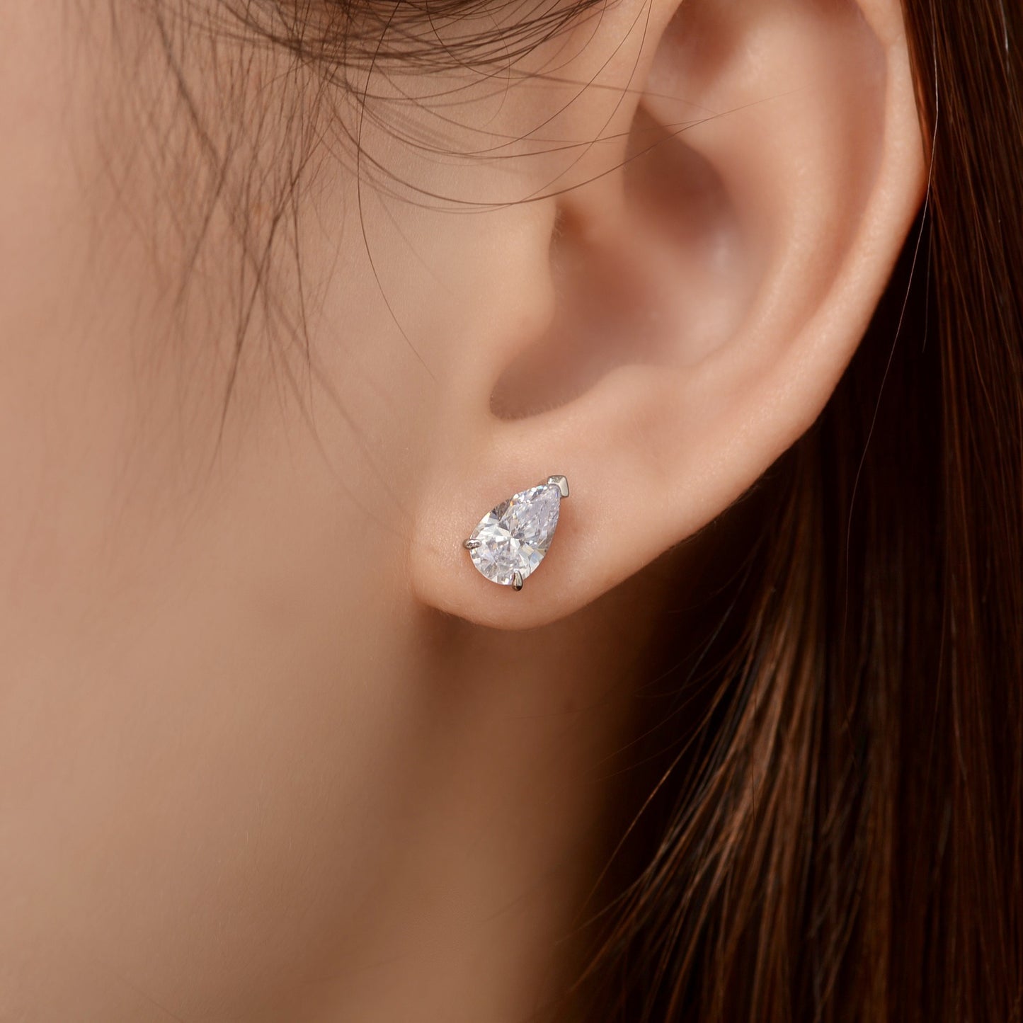 OliyaDesign 0.75ct Fashionable Simulated Diamond Teardrop Shaped 5*8 High Carbon Diamond Women's 925 Sterling Silver Stud Earrings