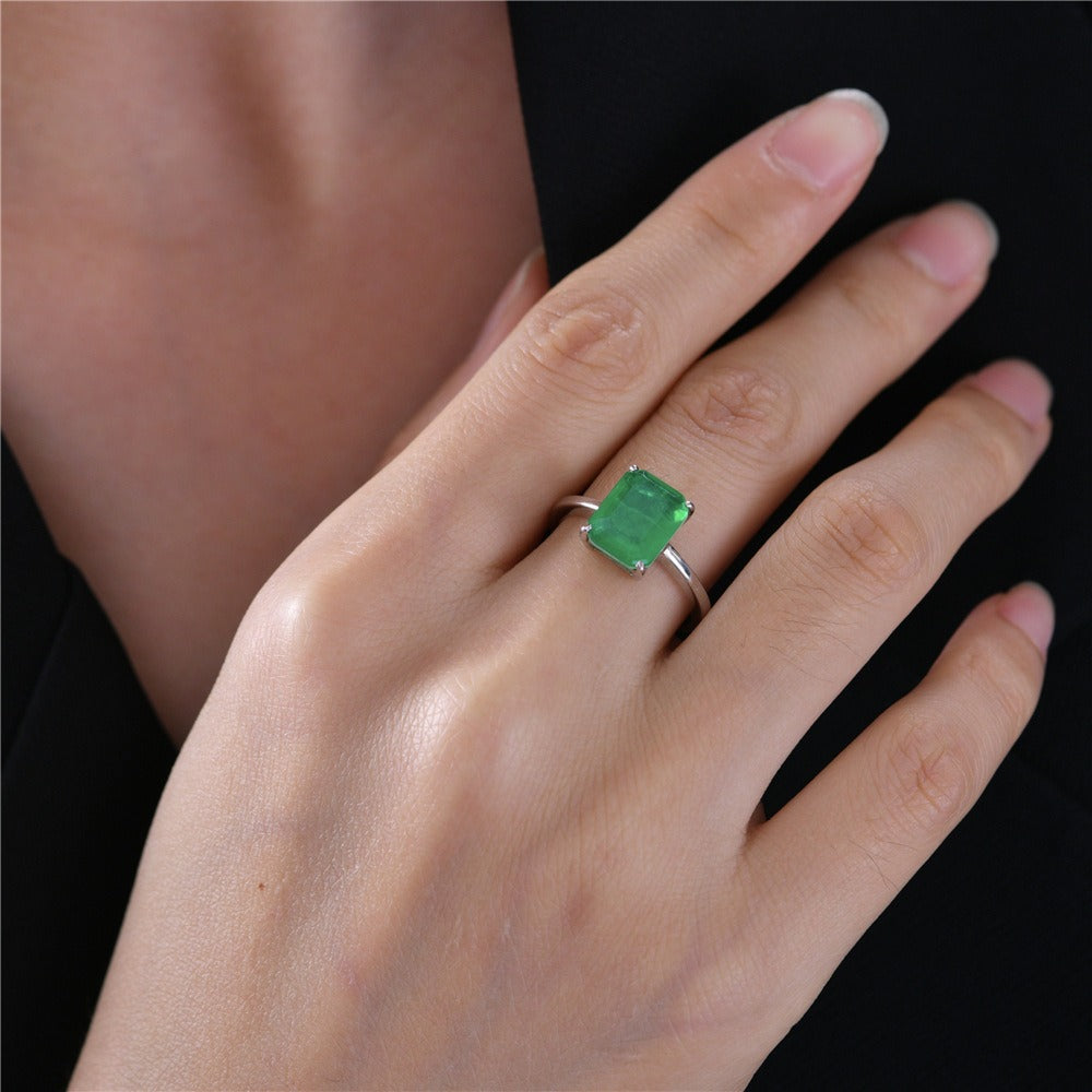 OliyaDesign Rectangular 8*10 Sterling Silver Ring With 4Ct Simulated Diamond And Emerald