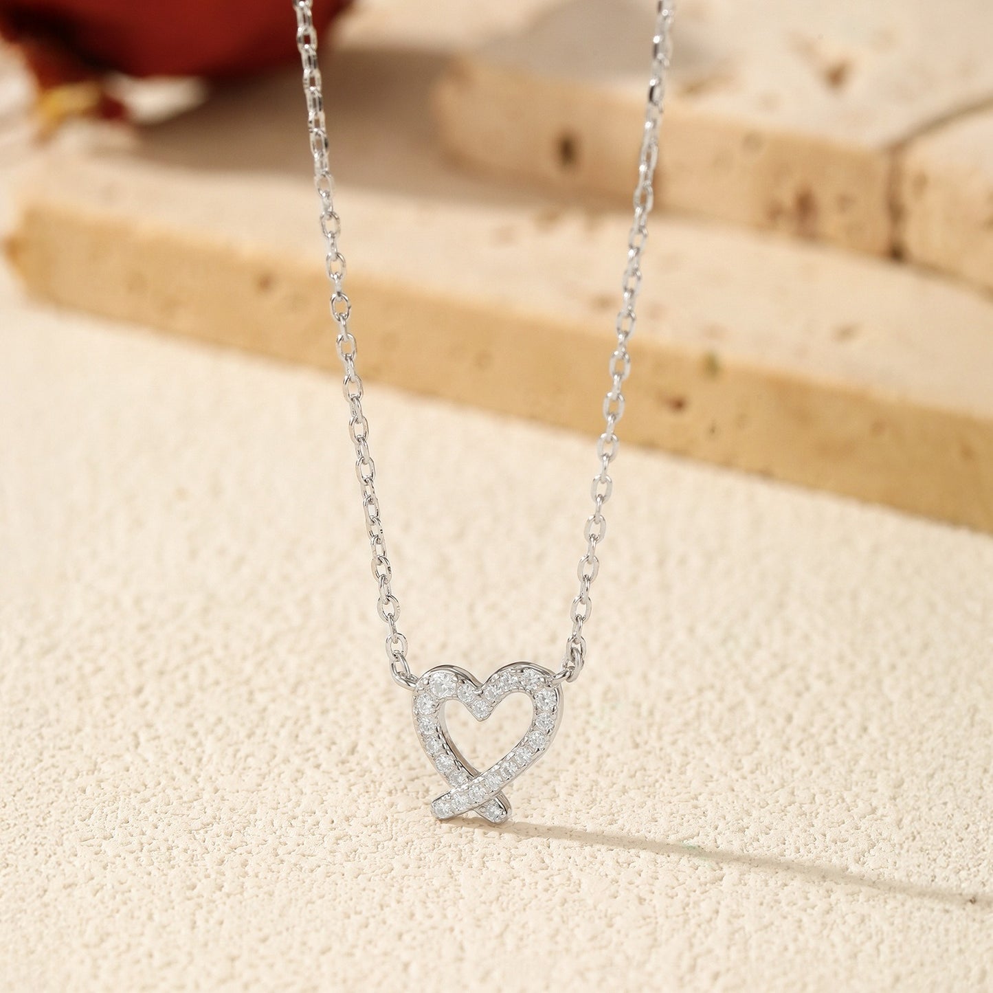 OliyaDesign Moissanite S925 Sterling Silver Irregular Heart Necklace