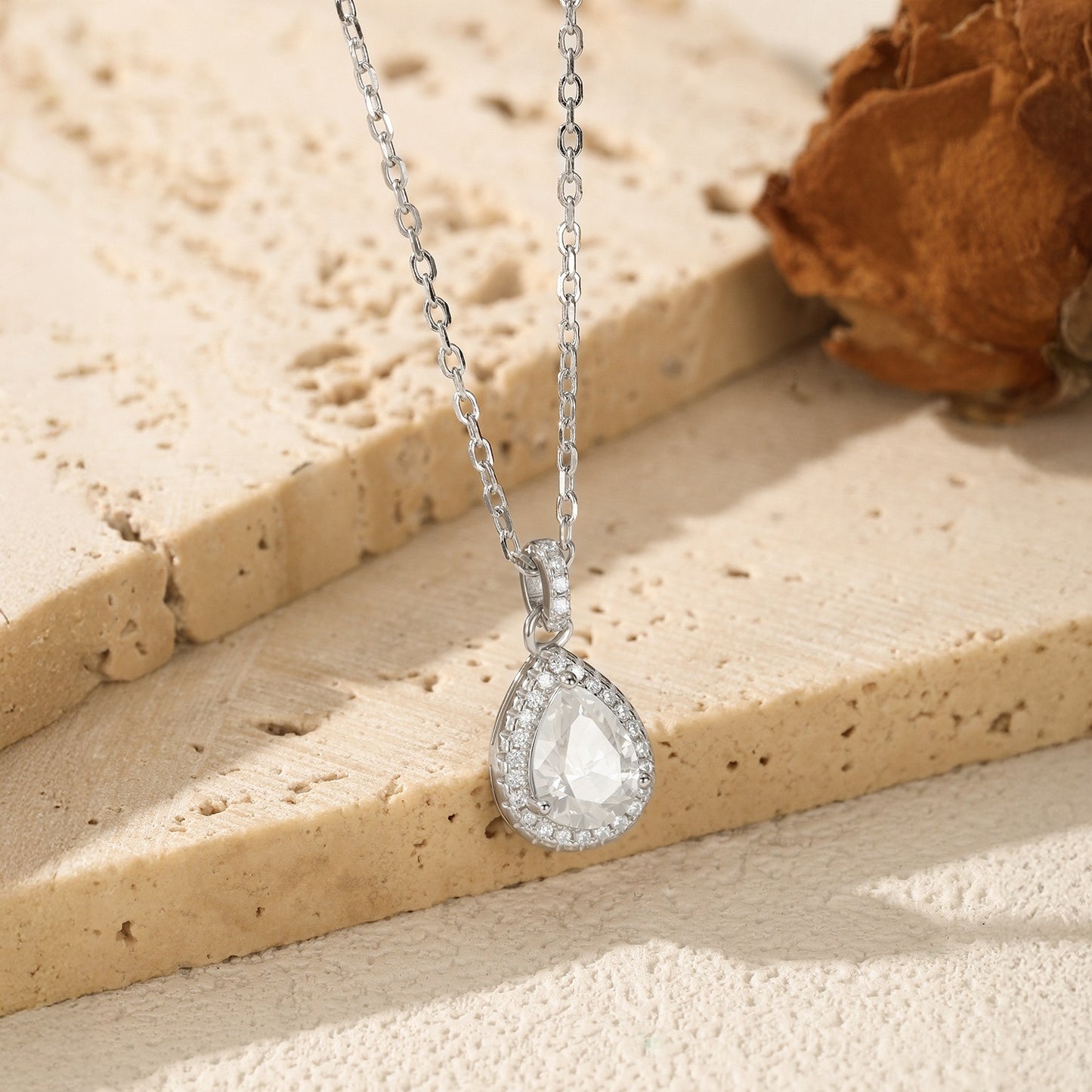 OliyaDesign S925 Sterling Silver Teardrop Single Diamond Necklace