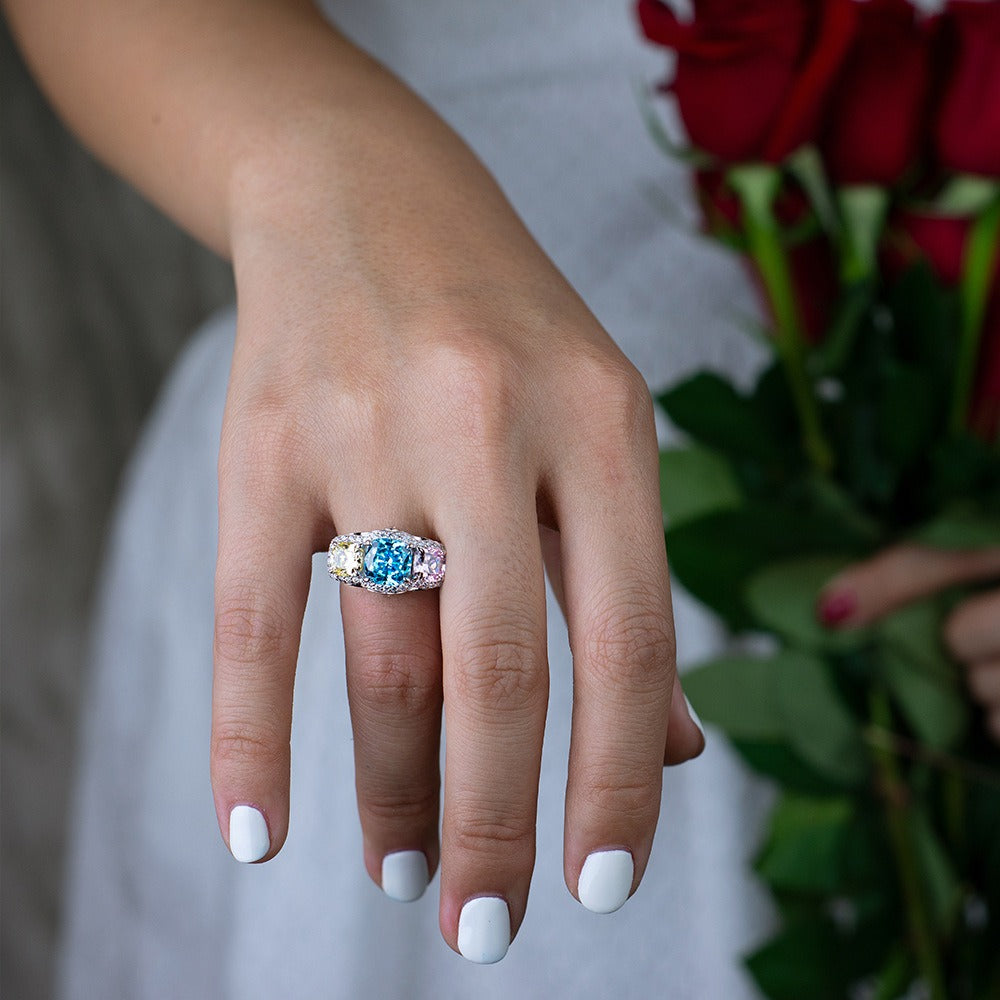 OliyaDesign 2-Carat Oval-Shaped 8*8 Imitation Colored Diamond Ring