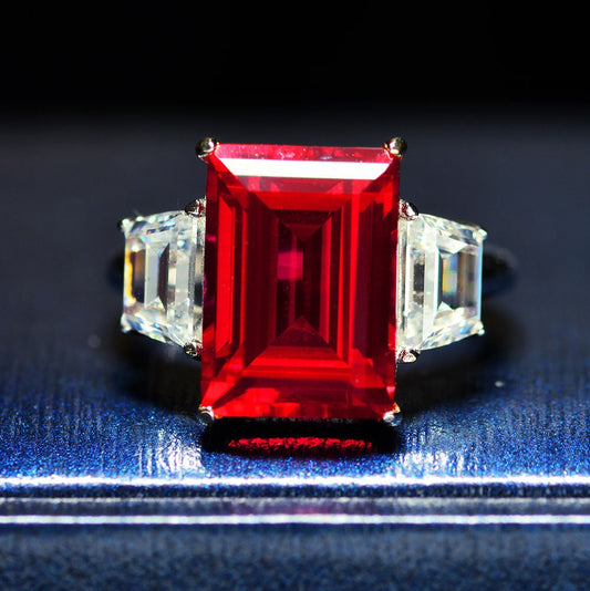 OliyaDesign 8-Carat Emerald-Cut 10*14 Simple And Elegant Wedding Ring In S925 Silver.