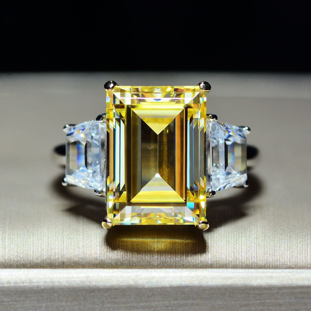 OliyaDesign 8-Carat Emerald-Cut 10*14 Simple And Elegant Wedding Ring In S925 Silver.