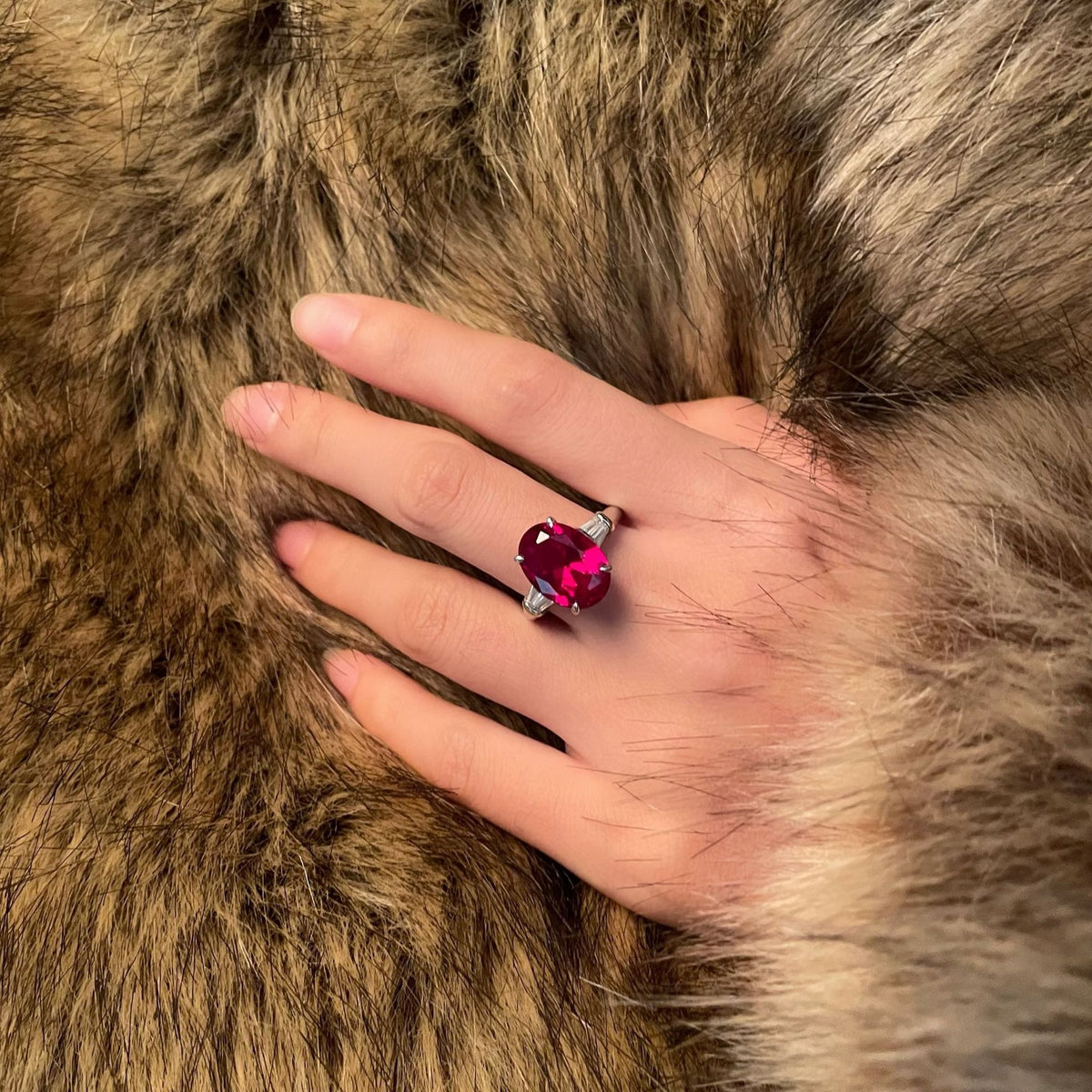 OliyaDesign 5-Carat Oval-Shaped 10*14 Diamond Ring