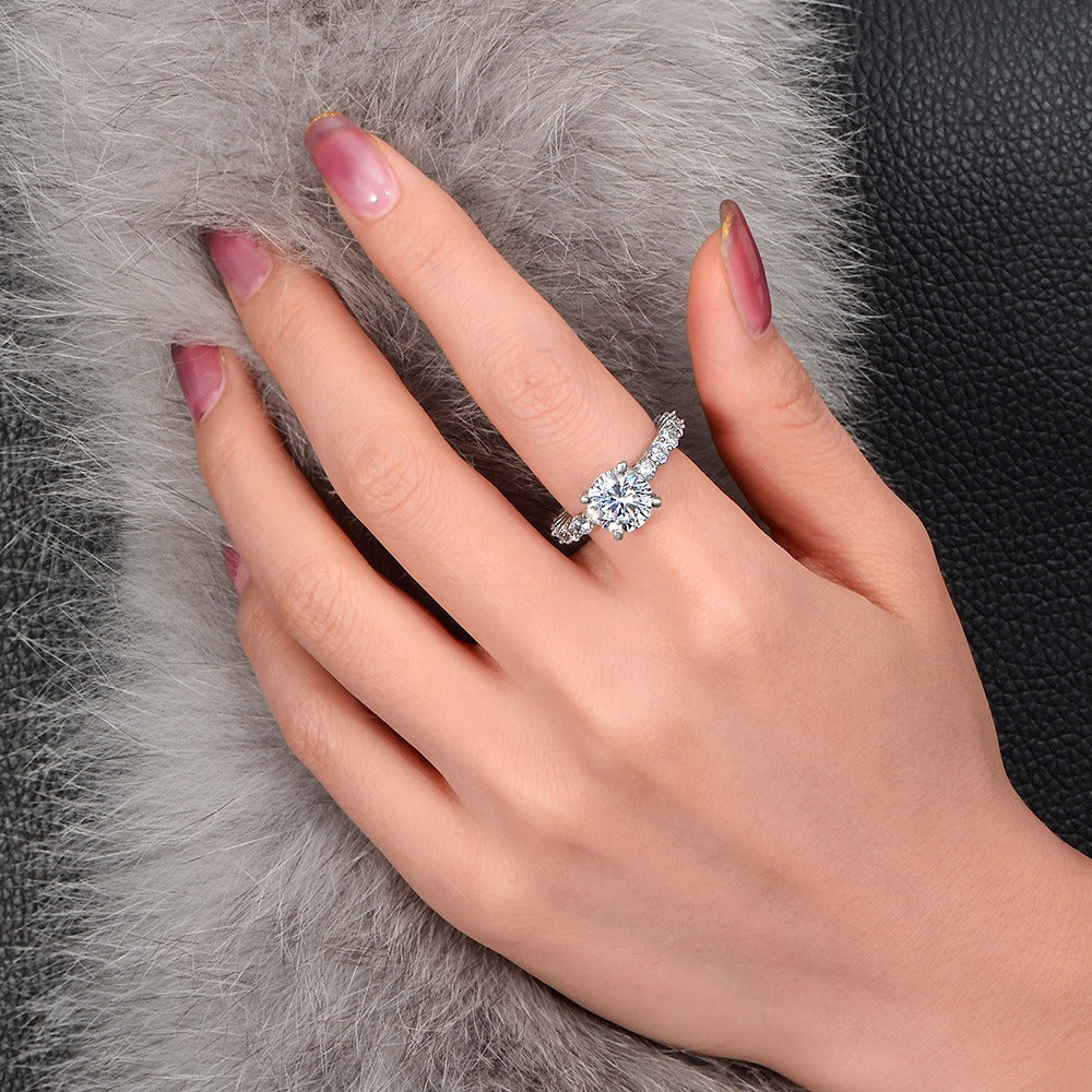 OliyaDesign 3-Carat Round 9mm High-Carbon Diamond 925 Sterling Silver Ring