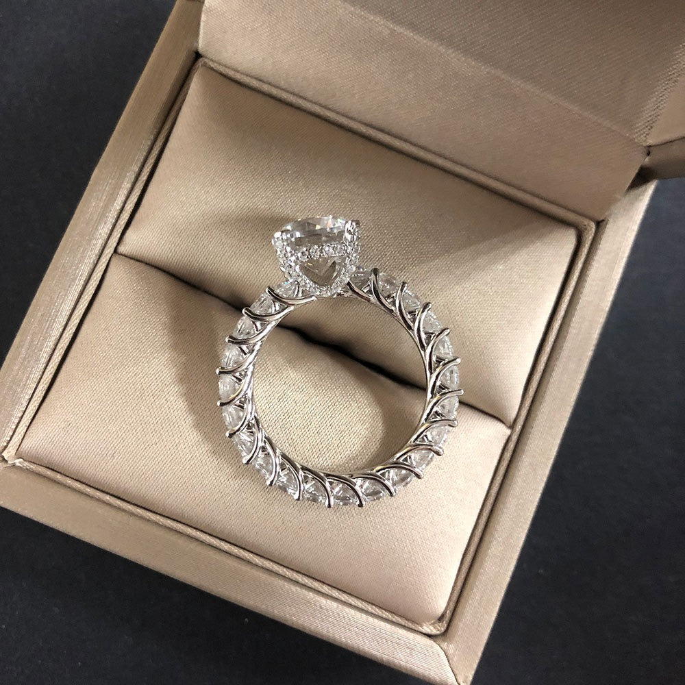 OliyaDesign 3-Carat Round 9mm High-Carbon Diamond 925 Sterling Silver Ring