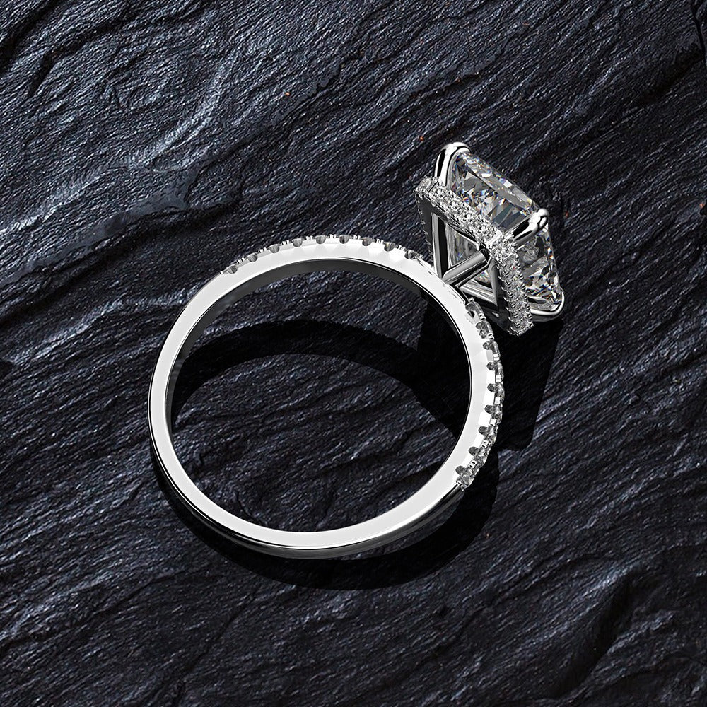 OliyaDesign 4Ct High-Carbon Diamond 8*11 Rectangular Emerald Ring
