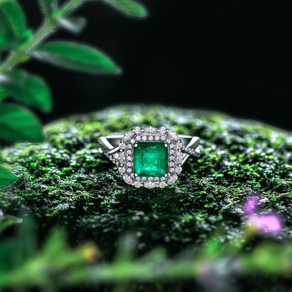 OliyaDesign 2Ct Synthetic Emerald 7X7 Diamond Ring