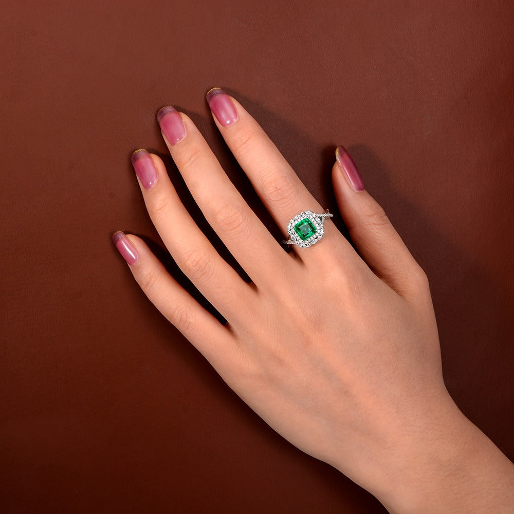 OliyaDesign 2Ct Synthetic Emerald 7X7 Diamond Ring