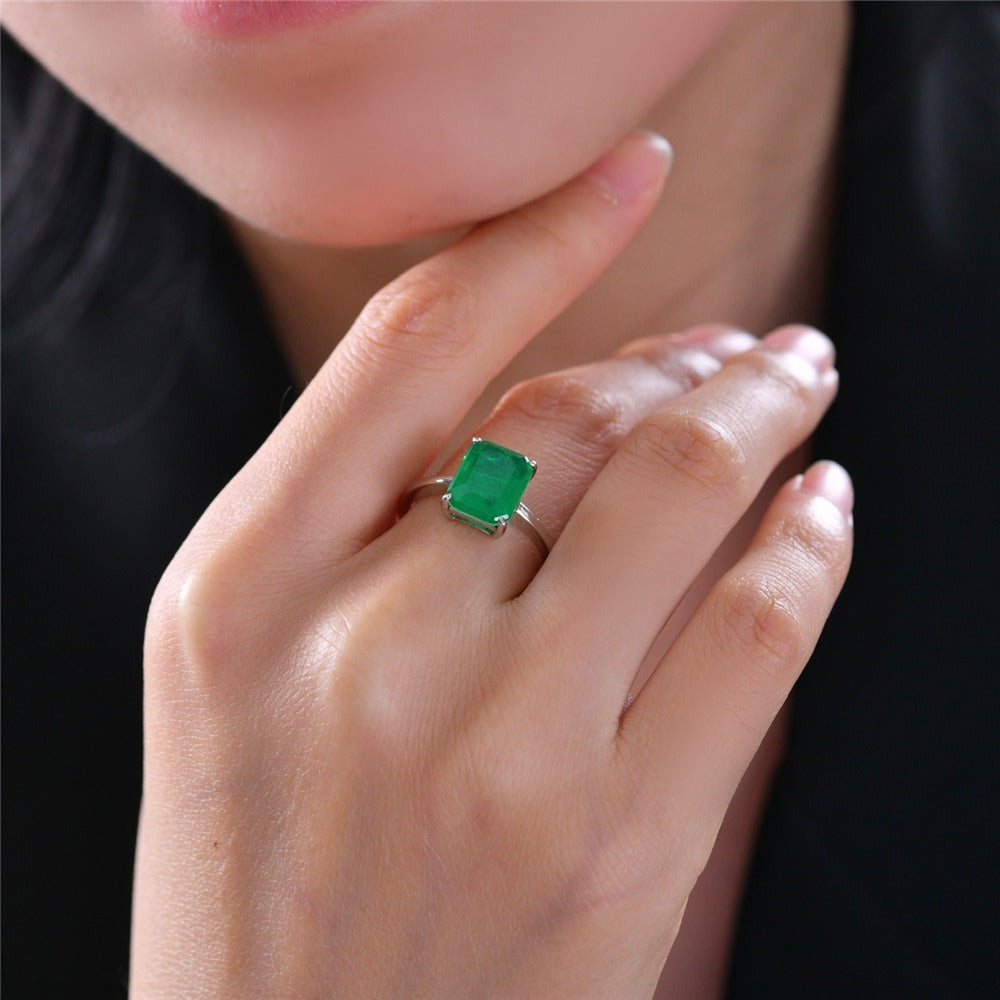 OliyaDesign Rectangular 8*10 Sterling Silver Ring With 4Ct Simulated Diamond And Emerald