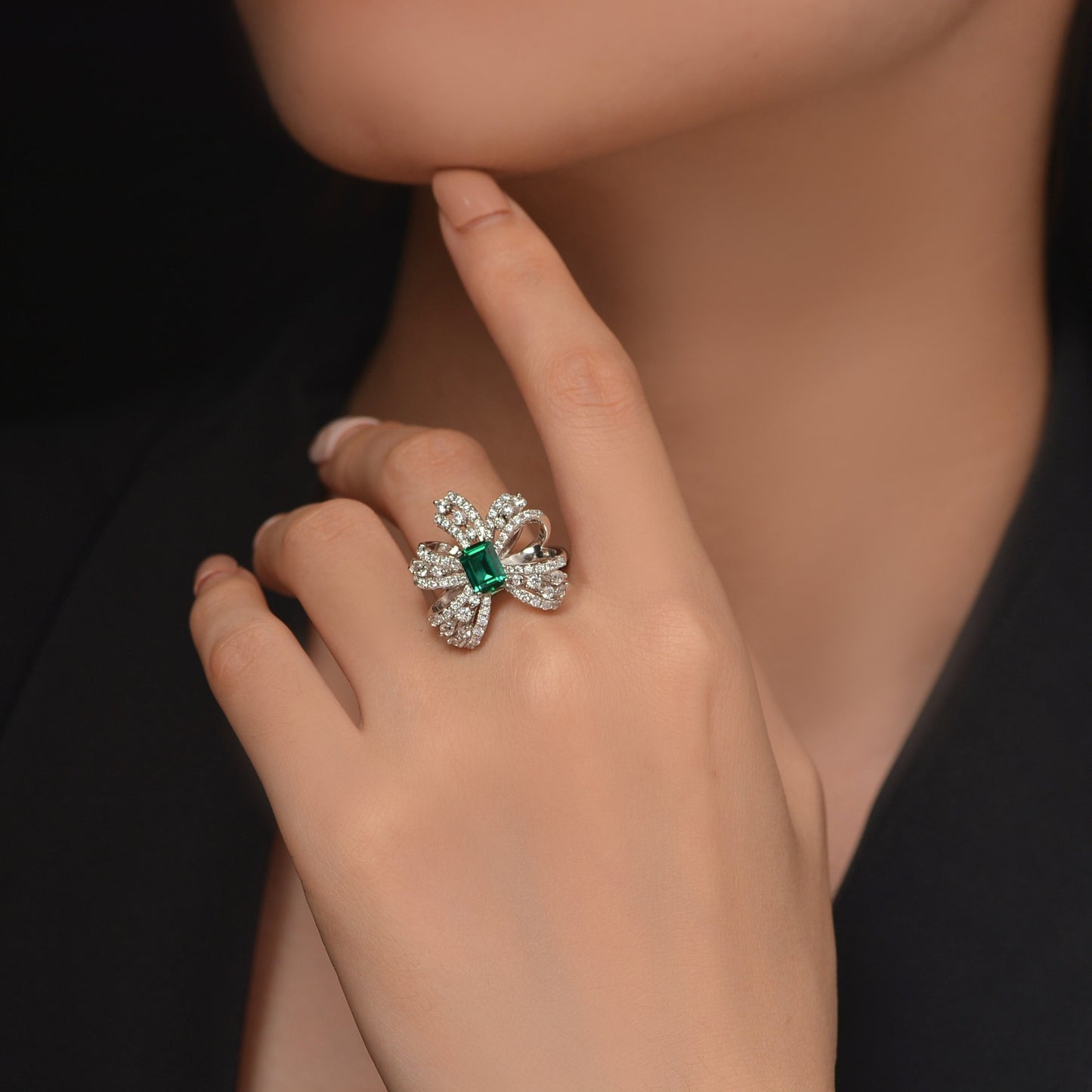 OliyaDesign 1Ct Rectangular 5*7 Lab-Grown Emerald Ring