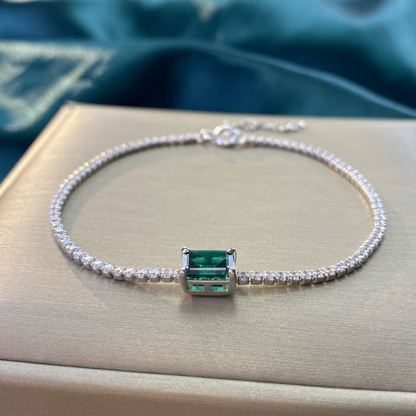 OliyaDesign 1.25Ct Lab-Grown Emerald 925 Sterling Silver 5*7 Vintage Bracelet