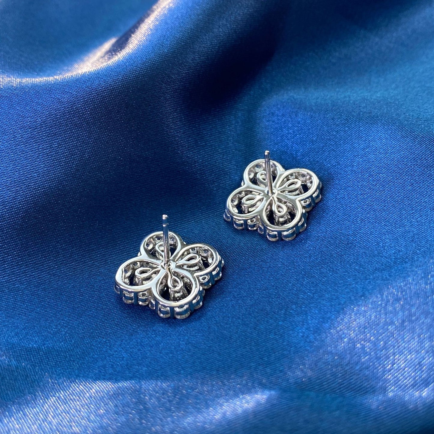 OliyaDesign 3*4 Four-Leaf Clover 925 Sterling Silver Stud Earrings