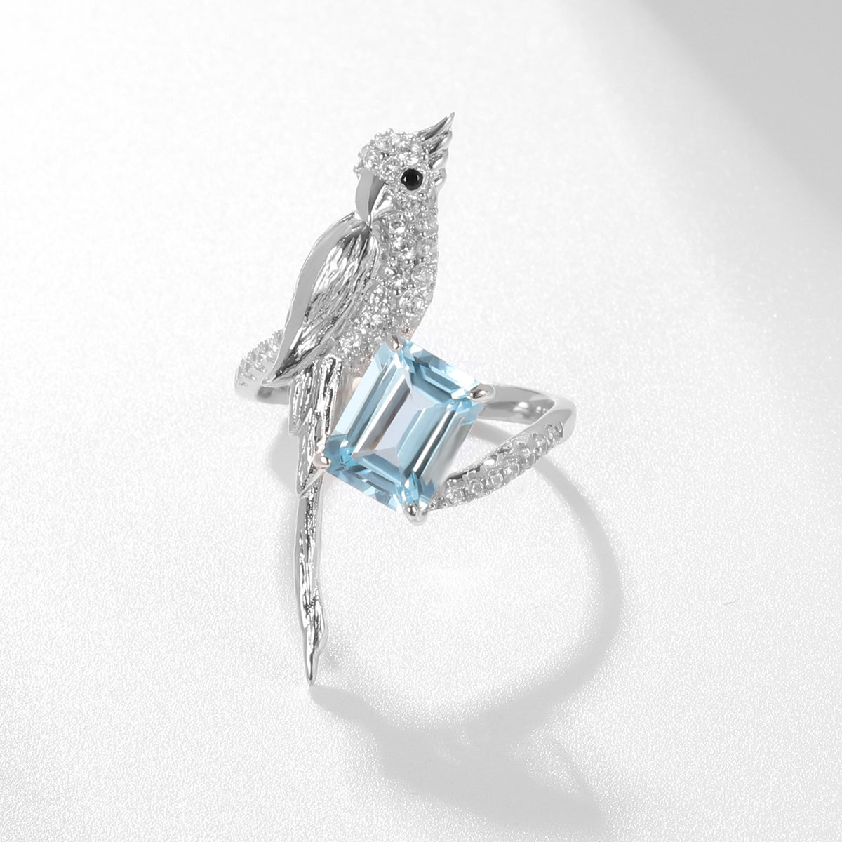 OliyaDesign Designer-Style, High-End Ring Featuring A Bird Design, Made Of S925 Sterling Silver And Set With Natural Amethyst.