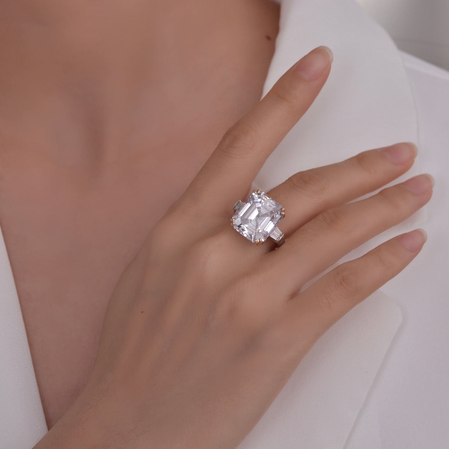 OliyaDesign 15-Carat Luxury High-Carbon 925 Sterling Silver Zircon Ring