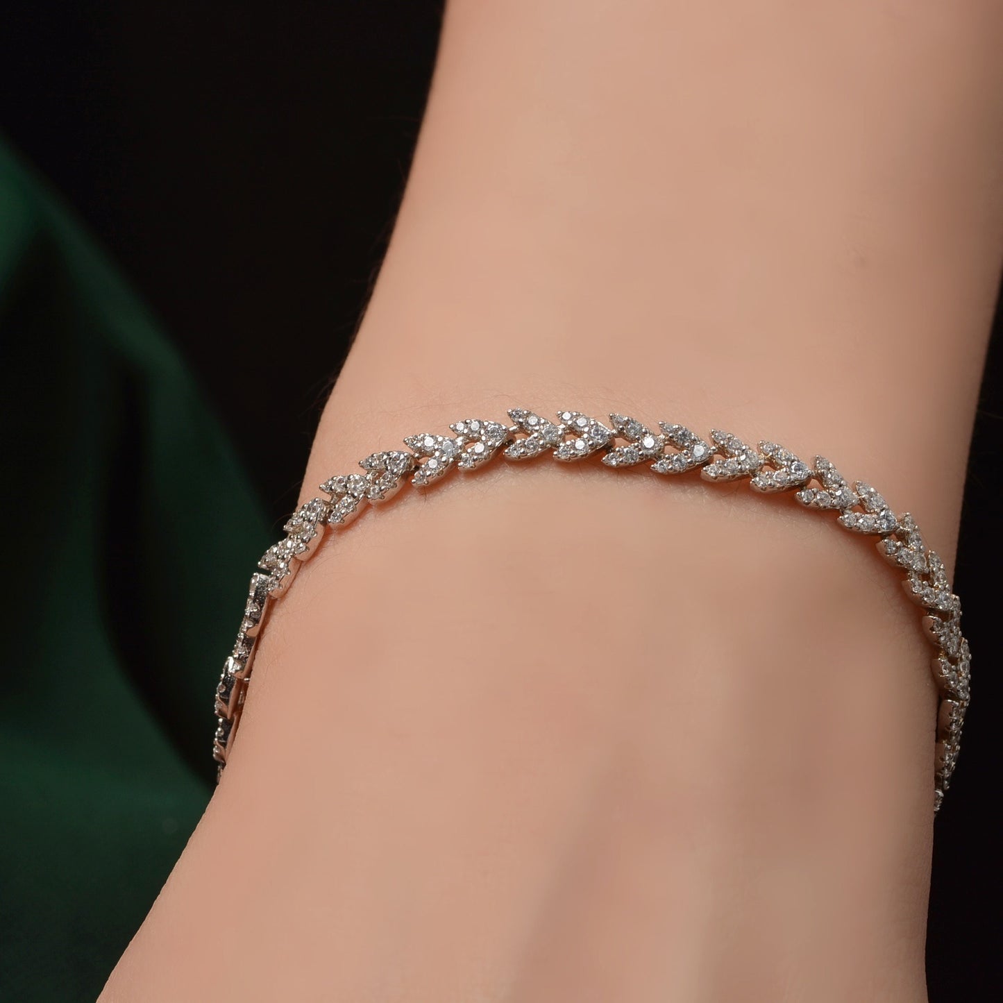 OliyaDesign Round 1.5mm Bracelet