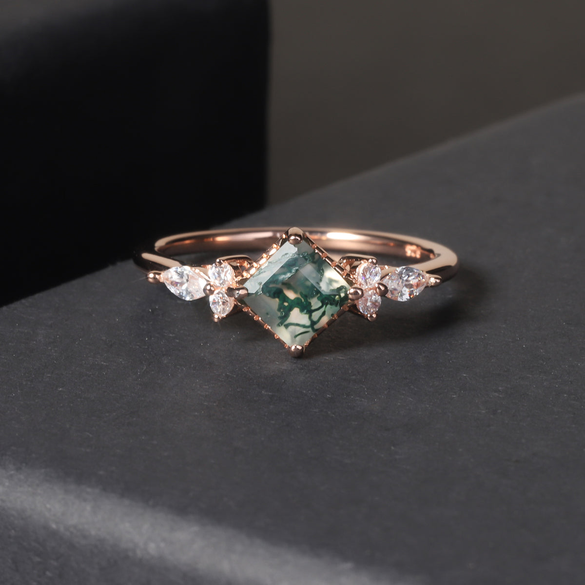 OliyaDesign Instagram-Worthy Natural Agate And Moss-Patterned Ring, 18K Gold-Plated S925 Sterling Silver, High-End Gemstone Ring