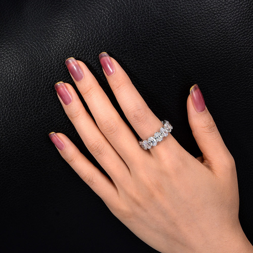 OliyaDesign 0.75Ct Egg-Shaped 5*7 Simple Ring