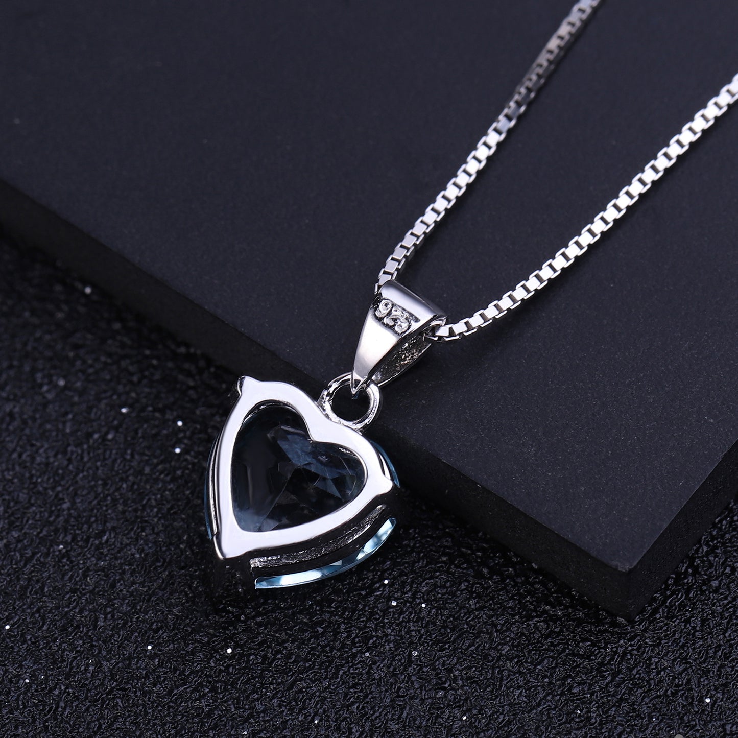 OliyaDesign European and American style heart-shaped S925 sterling silver topaz necklace
