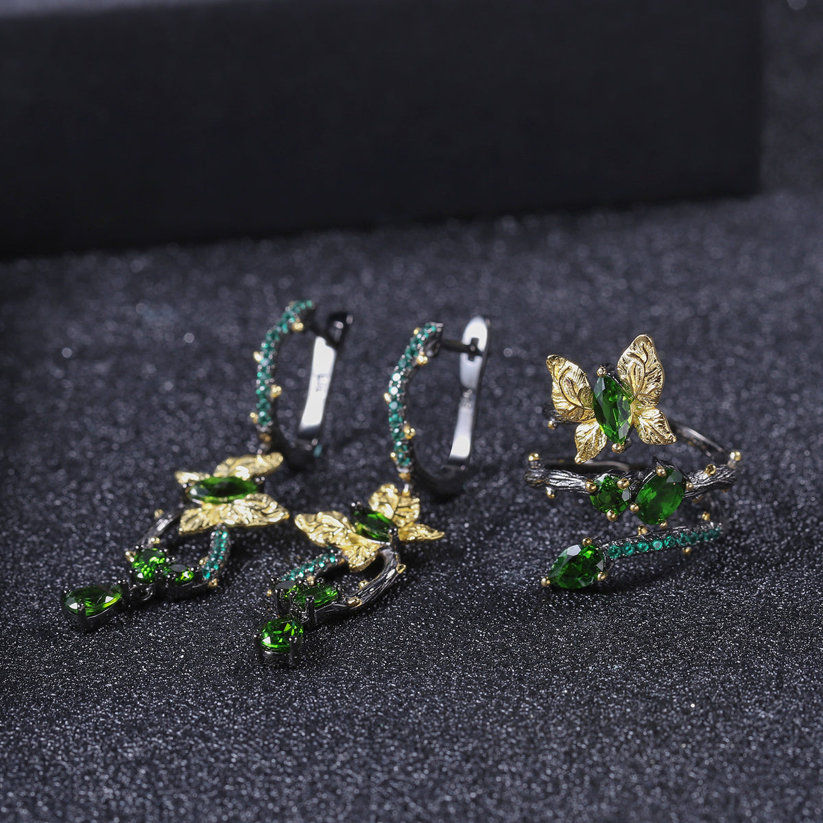 OliyaDesign Secret Garden Collection Original Design Natural Style Butterfly 925 Sterling Silver Ring with Natural Diopside