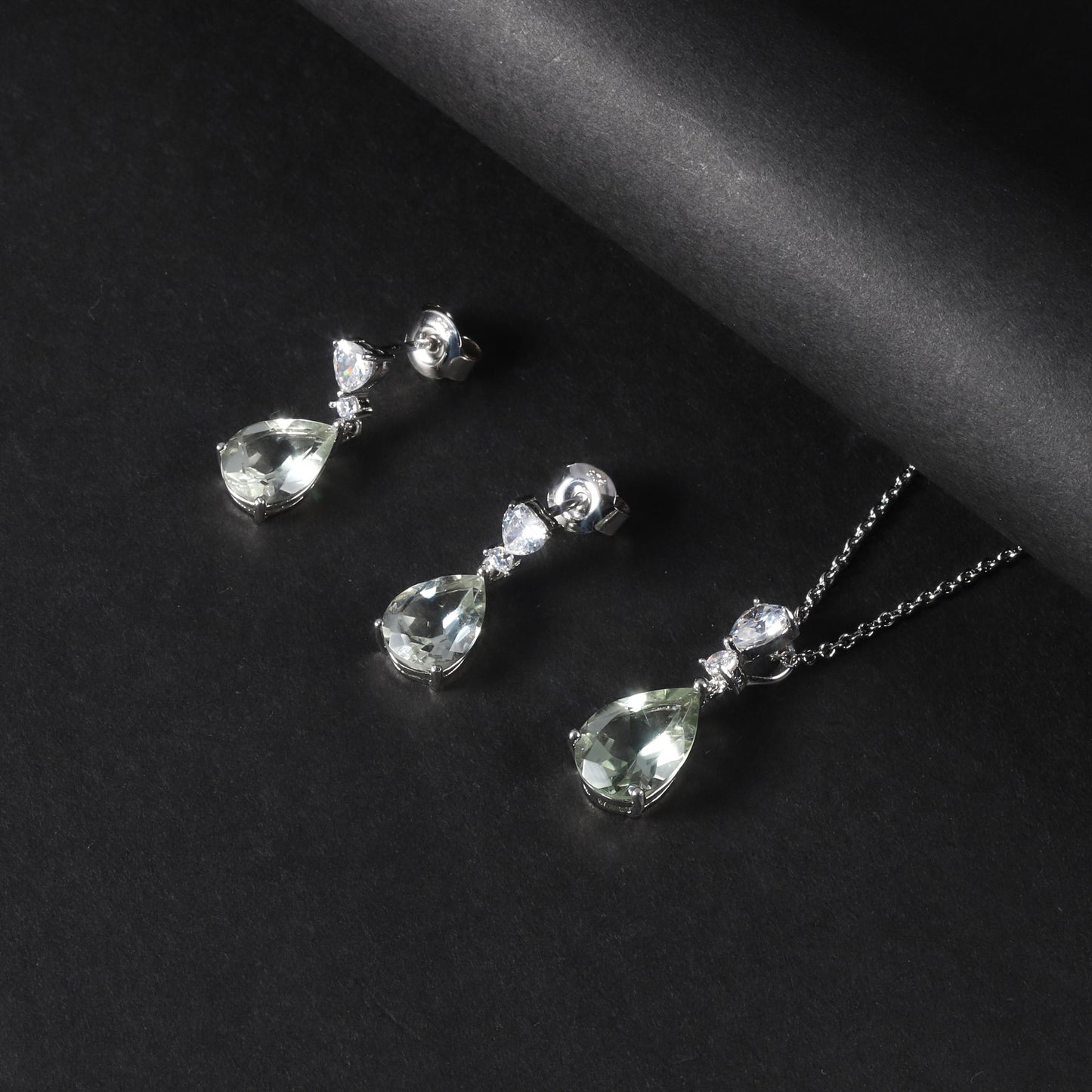 OliyaDesign S925 Sterling Silver Earrings Set With Natural Green And Amethyst Gemstones