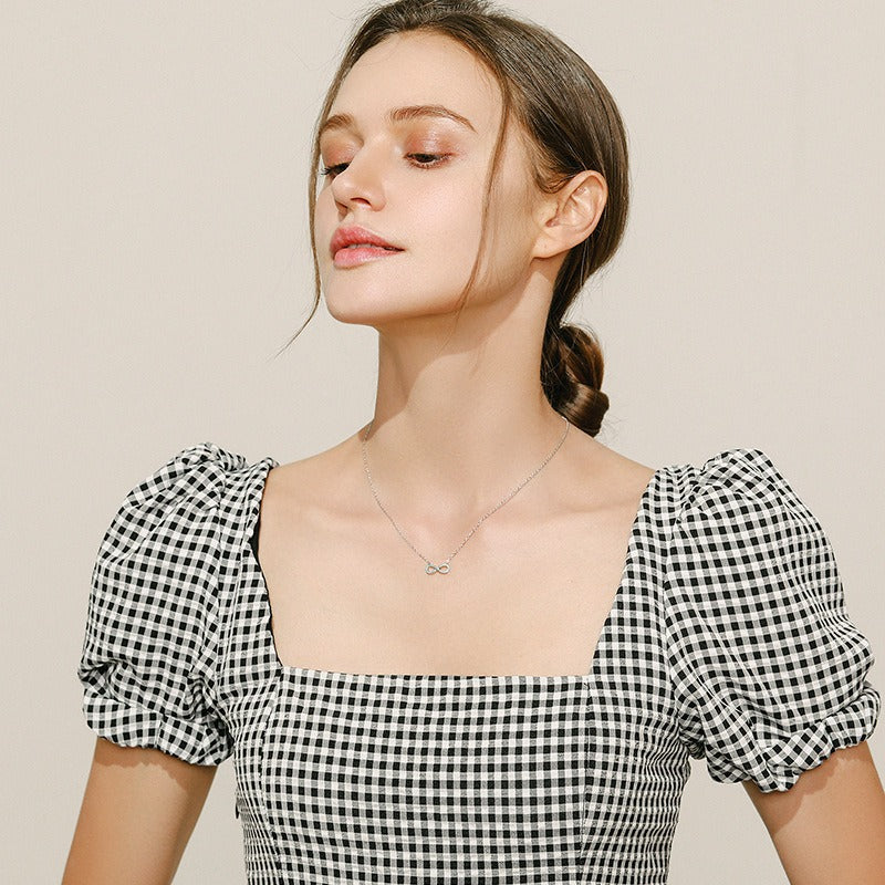 OliyaDesign Japanese-Style Minimalist Infinity Symbol Clavicle Necklace