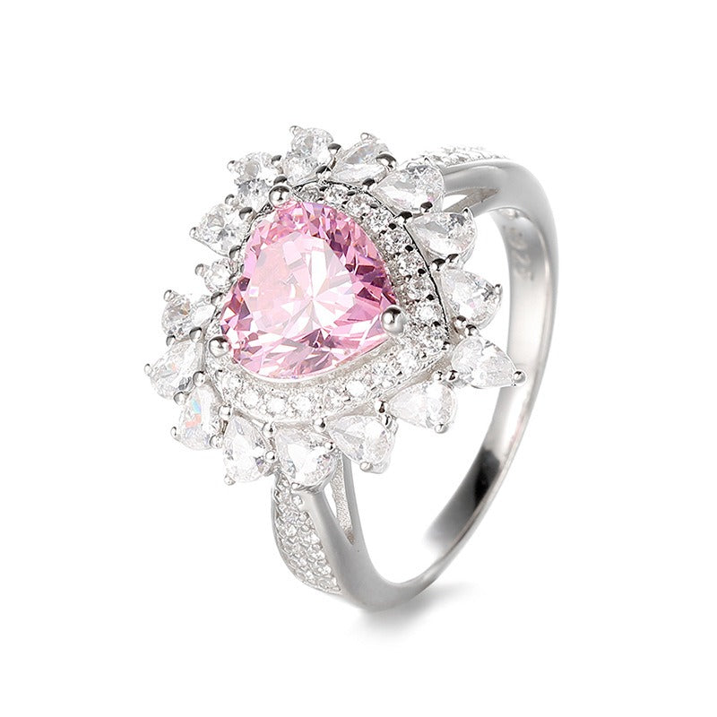 OliyaDesign Heart-Shaped Zircon Princess-Style Ring