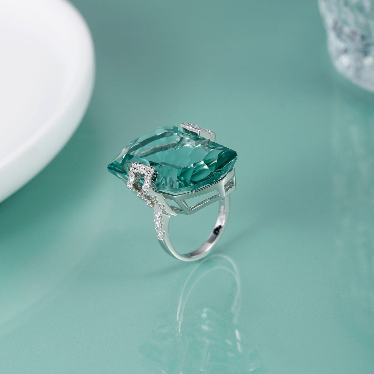 OliyaDesign S925 Sterling Silver Green Amethyst Ring, Irregular Shaped Large Carat Ring
