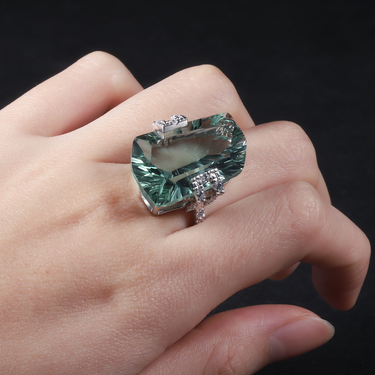 OliyaDesign S925 Sterling Silver Green Amethyst Ring, Irregular Shaped Large Carat Ring