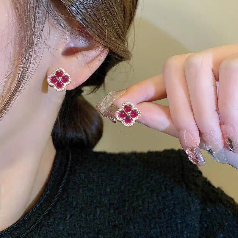 OliyaDesign 925 Sterling Silver Rose Gold Four-Petal Flower Earrings