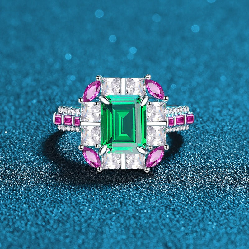 OliyaDesign 925 Sterling Silver Imitation Emerald Ring