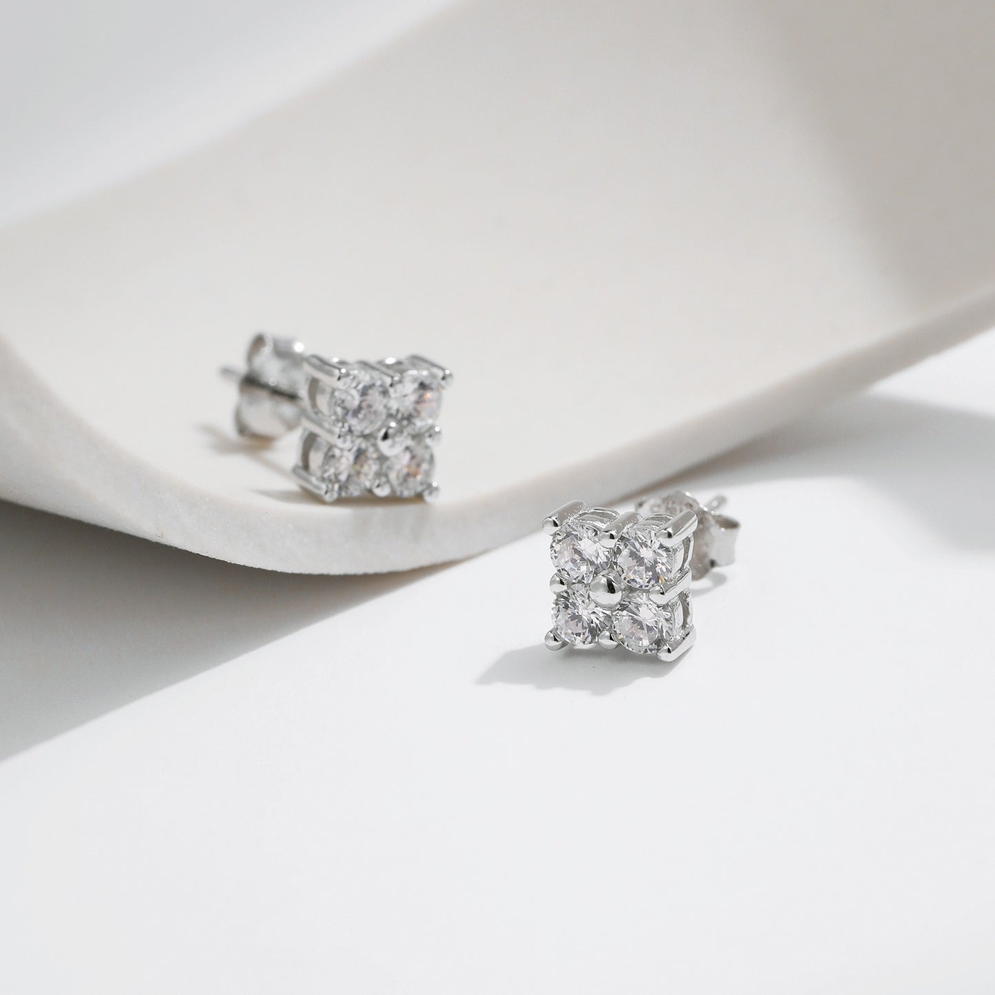 OliyaDesign S925 Sterling Silver Diamond Stud Earrings