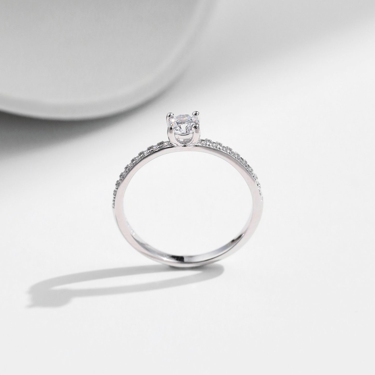 OliyaDesign D-Color Moissanite Ring