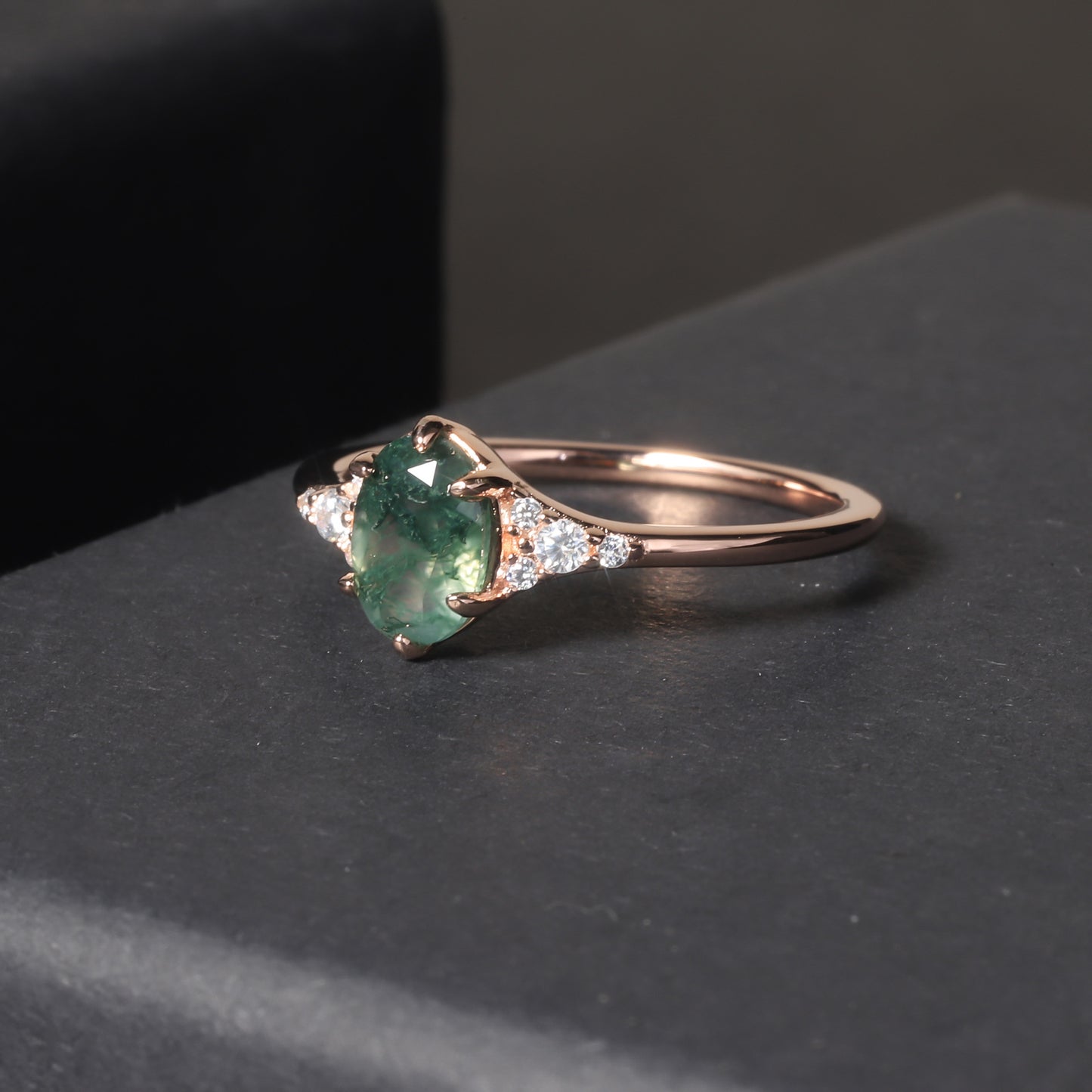 OliyaDesign Elegant And Stylish Natural Moss Agate S925 Sterling Silver Ring Inlaid With Moss Gemstones