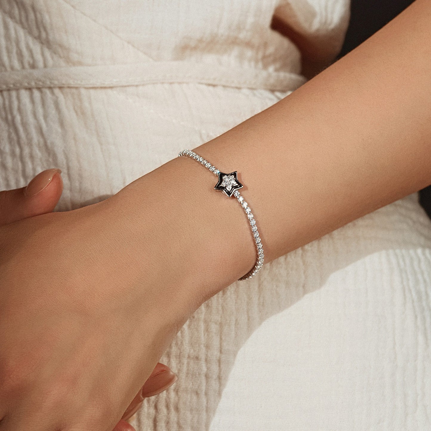 OliyaDesign S925 Sterling Silver Luxury Style Tennis Bracelet
