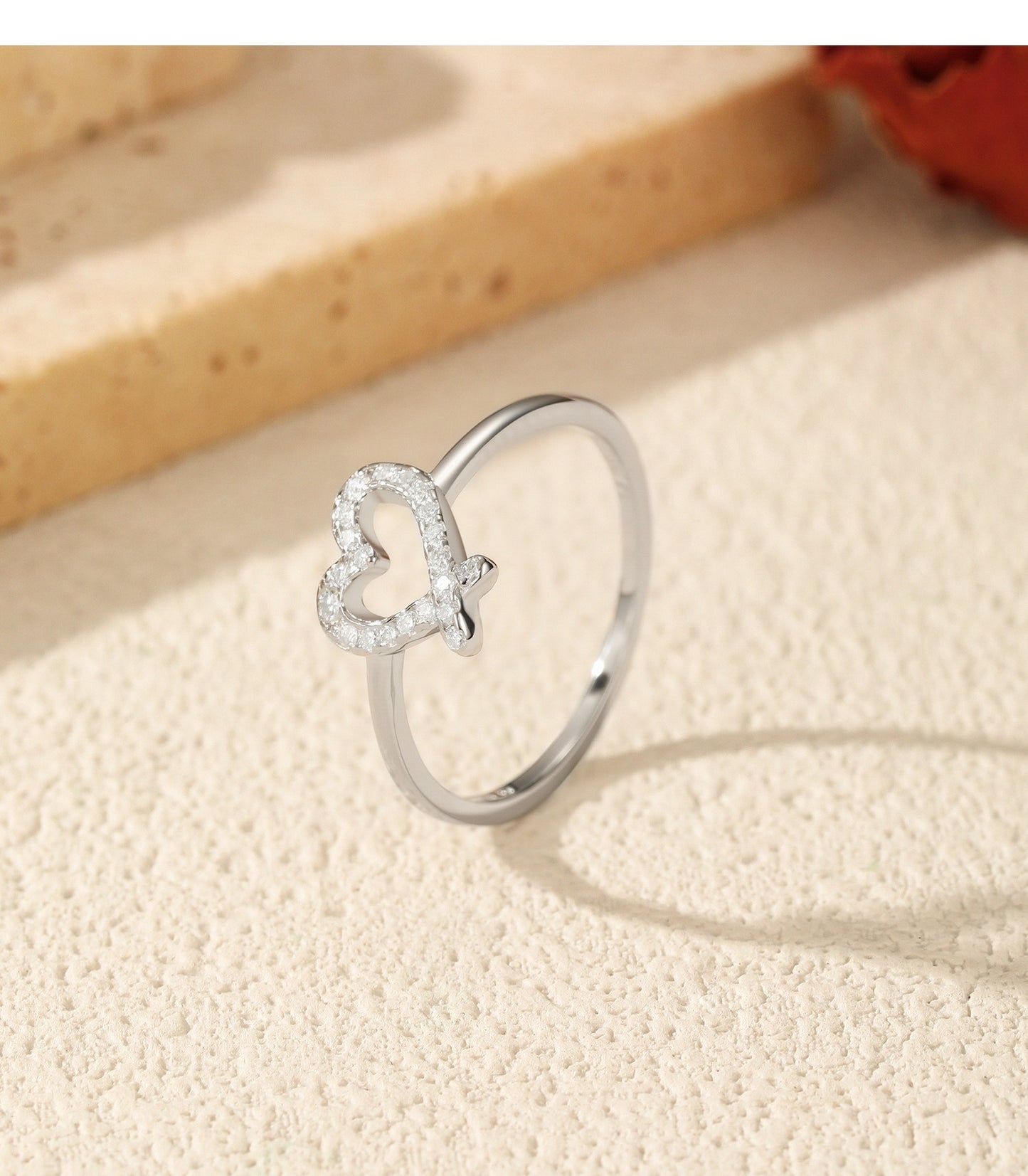 OliyaDesign Moissanite S925 Sterling Silver Sweet Irregular Heart Ring