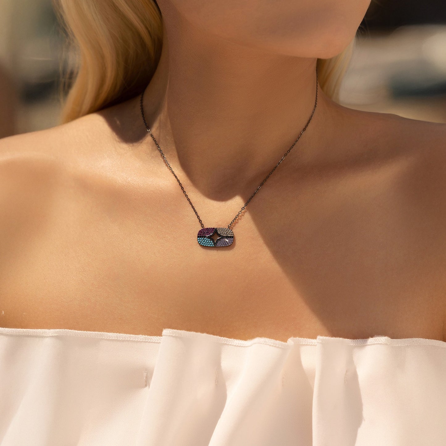 OliyaDesign S925 Sterling Silver Two-Tone Star Necklace
