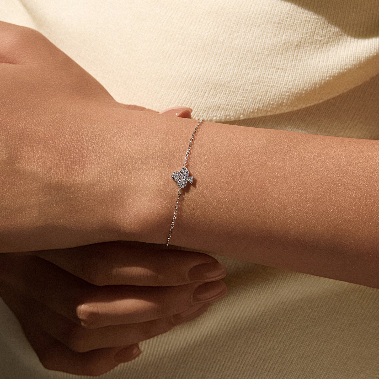 OliyaDesign D-Color Moissanite S925 Sterling Silver Plum Blossom Bracelet