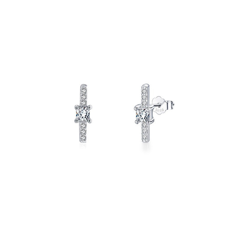 OliyaDesign High-End Stud Earrings With Full Diamond-Encrusted Heart Design.