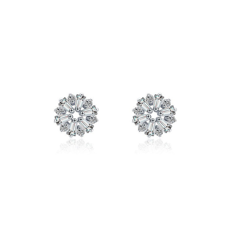 OliyaDesign High-End Stud Earrings With Full Diamond-Encrusted Heart Design.